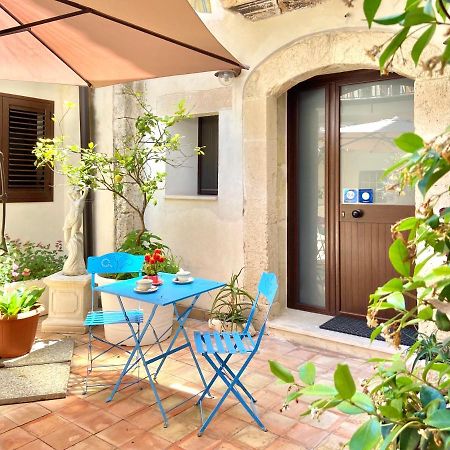 Casa Aurora Apartment Syracuse Bagian luar foto